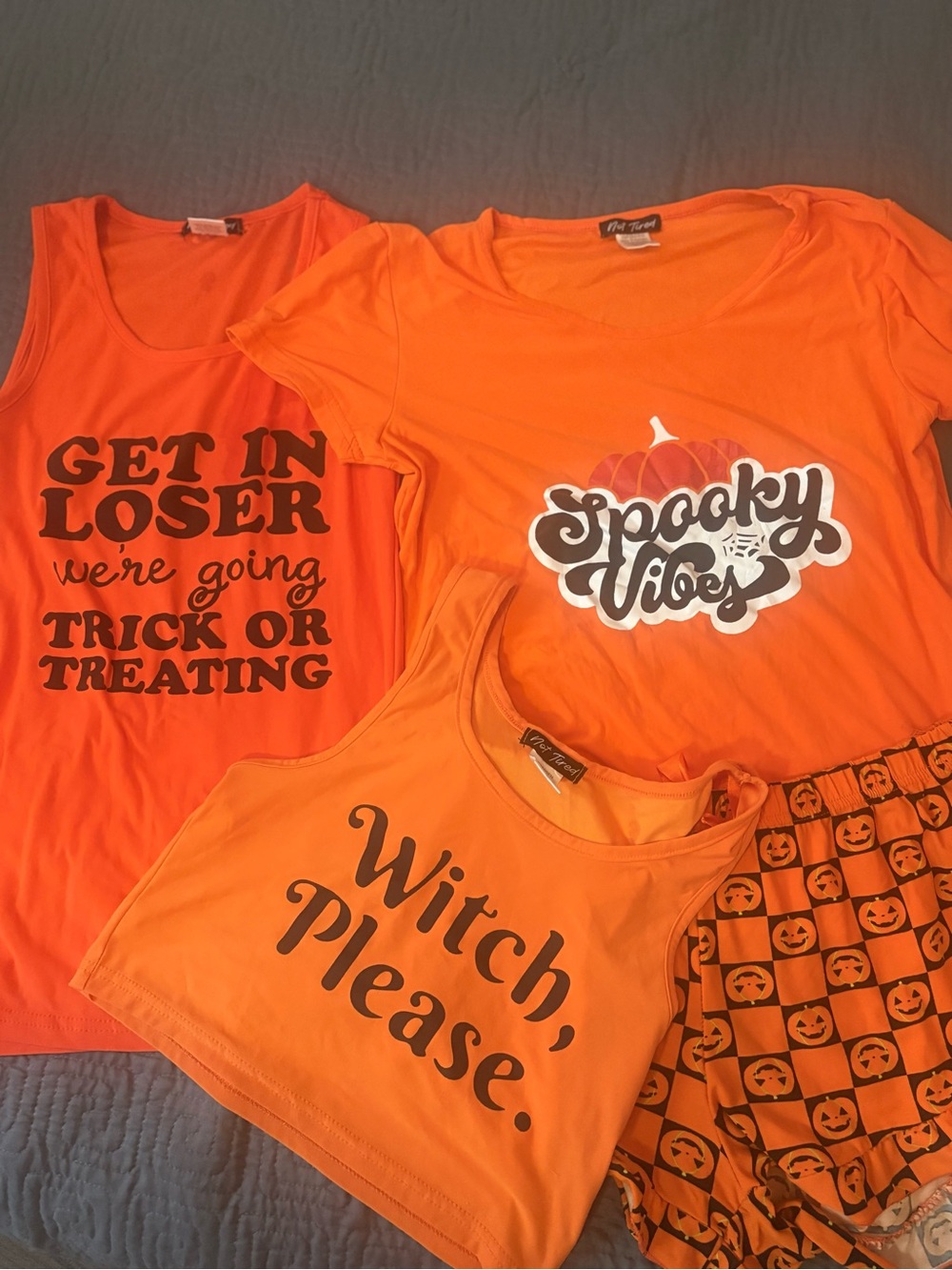 Women’s halloween top bundle
